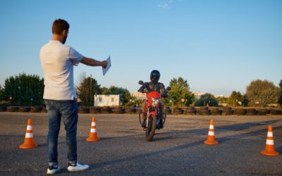 Comment se déroule l’apprentissage de la conduite moto ?