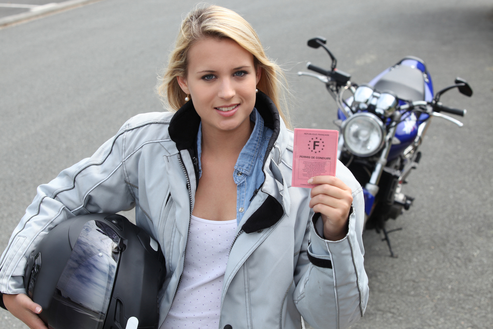 Quelles sont les modalités d’inscription au permis moto ?